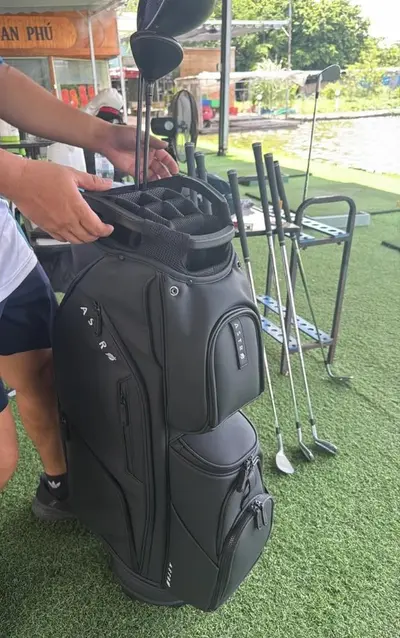 Ảnh Hoàng B. gửi Astro Golf